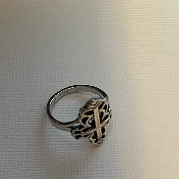 Vintage 1990s Silver Tone Gothic Cross Ring - Picture 4 of 4